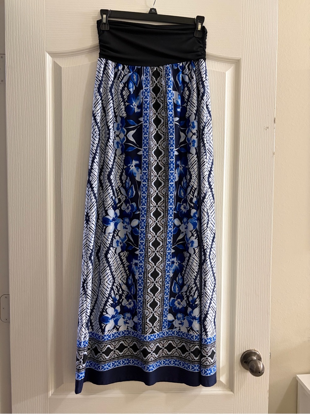 Apt. 9 Blue and Black Floral Border Print Maxi Skirt